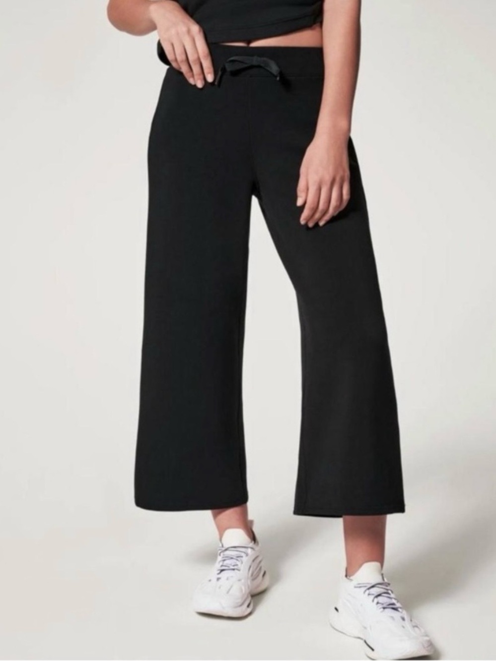 Spanx AirEssential Wideleg Crop size L